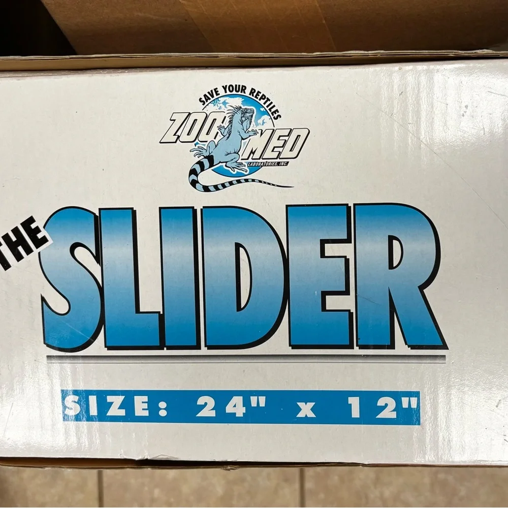 Zoo Med ‘The Slider’ Terrarium Hood